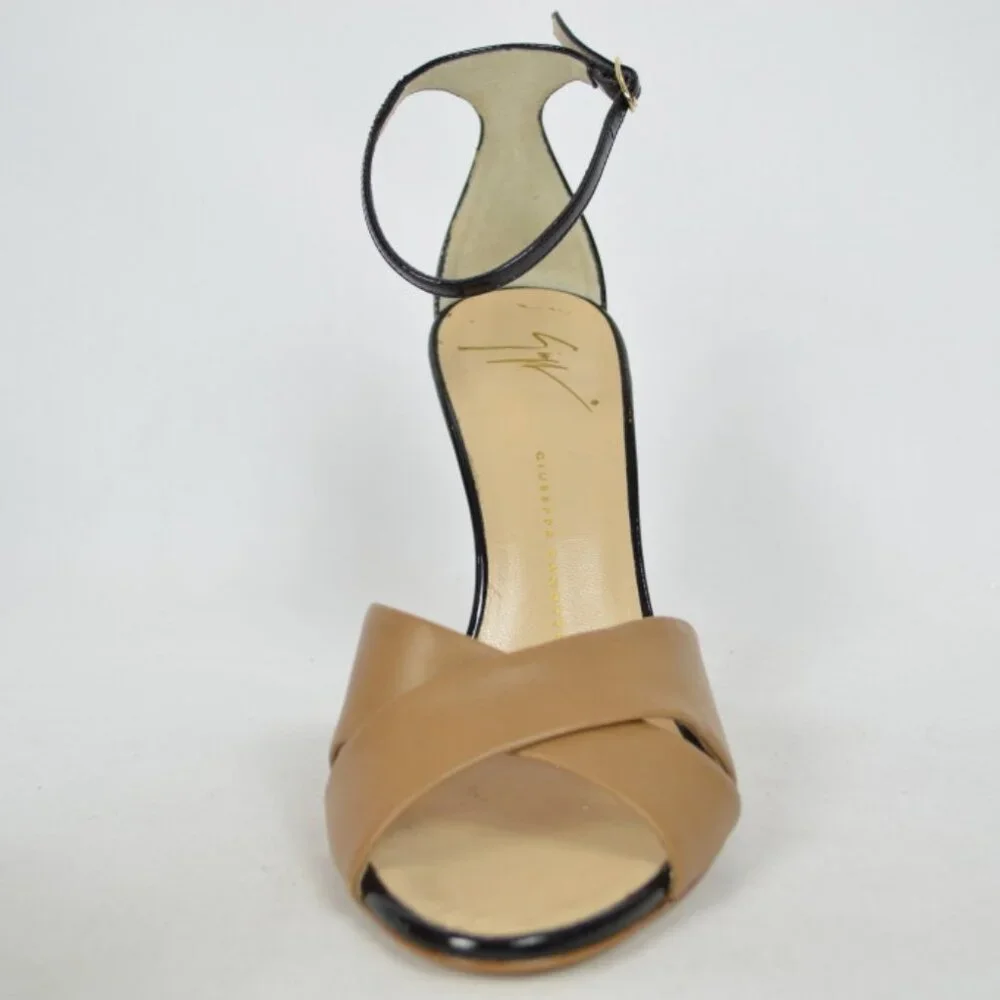 NIB Giuseppe Zanotti Tan Leather Ankle Strap Sandals Size Euro 39/US 8.5 Italy